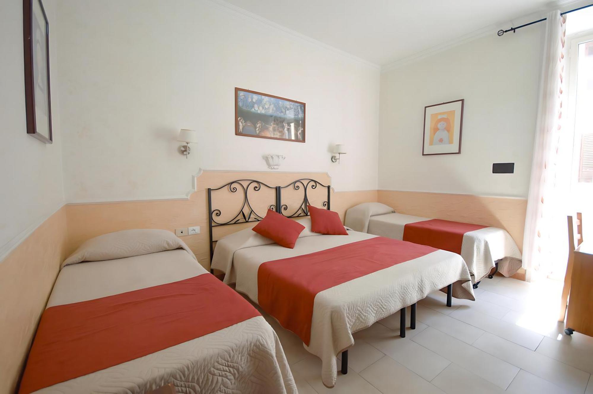 Camera Quadrupla con Bagno Privato